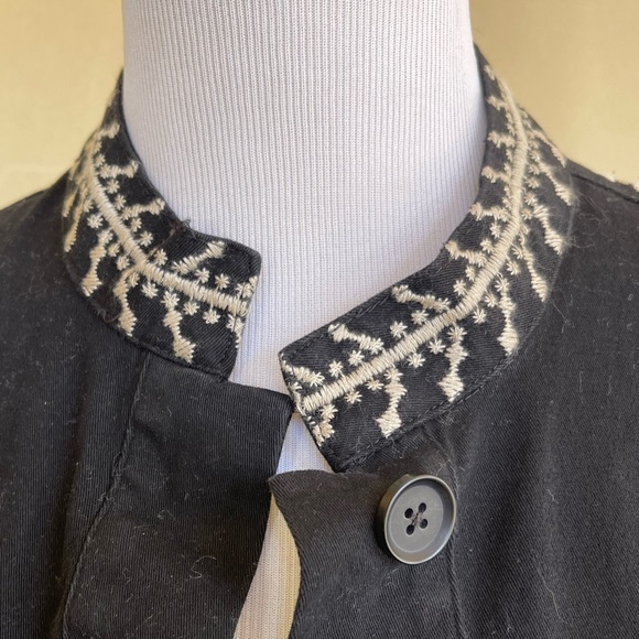 JOHNNY Was Embroidered Black Linen Style Full Button Front Jacket Woman’s M NWOT - Picture 7 of 12